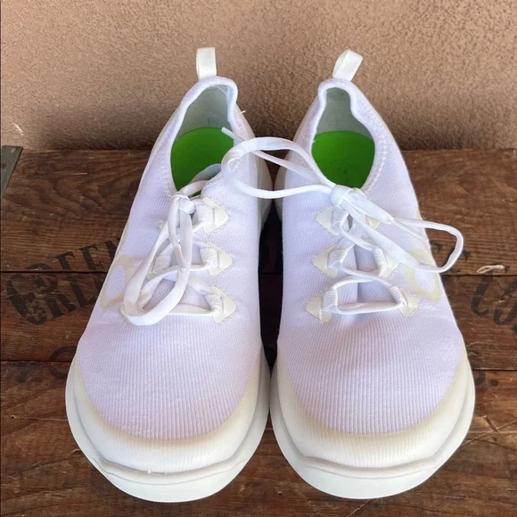 OOFOS OOMG sport LS Women's White Sneakers - Picture 5 of 10
